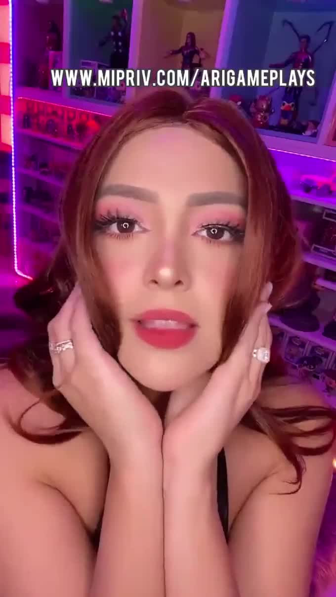AriGameplays Lewd Bikini teasing with Erotic body!!!