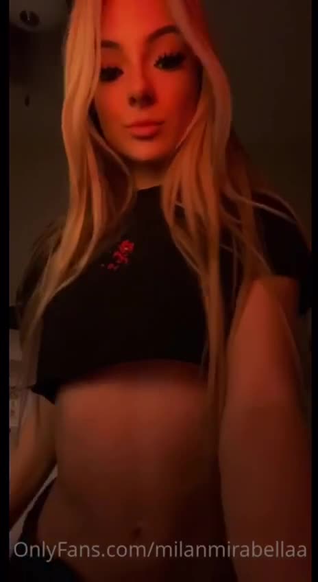 New Milan Mirabella/0nlyfans Nude show off tits!!!