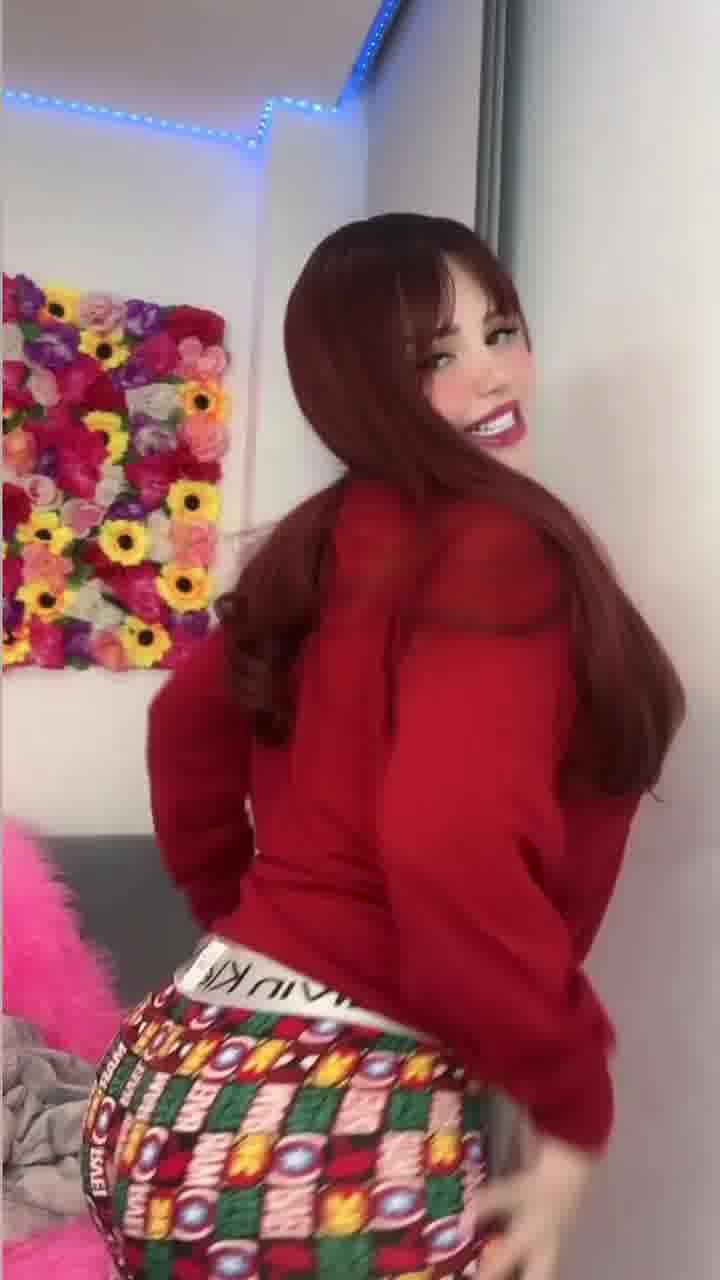 Sofia Brano Big Booty twerking !!! New Video