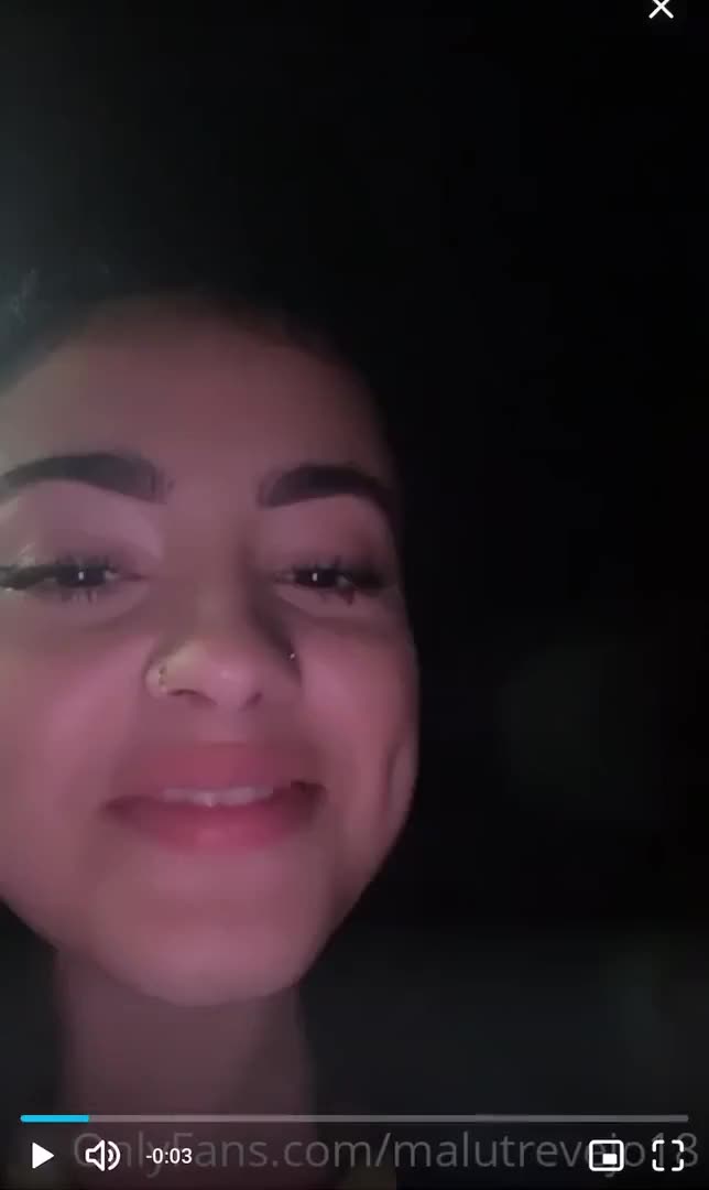 Malu Trevejo [0nlyfans] Kissing her girlfriends !!!