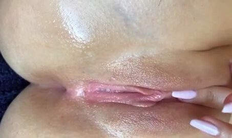 Mariam Olivera Nude – Show off Juicy PUSSY !!!