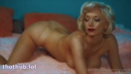 PinupPixie – sexy bed porn [hot]