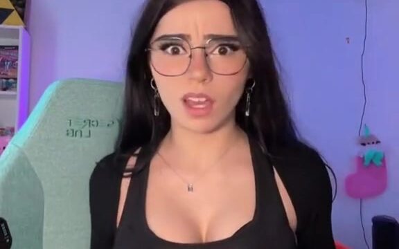 Aviva Sofia so Fking Hot – New Video