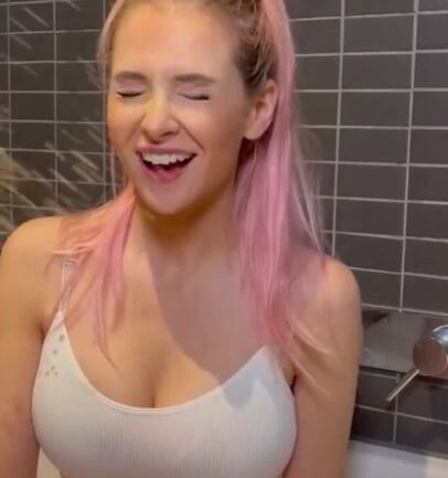 Bebahan Cum shot on face !!! Oh Yeah