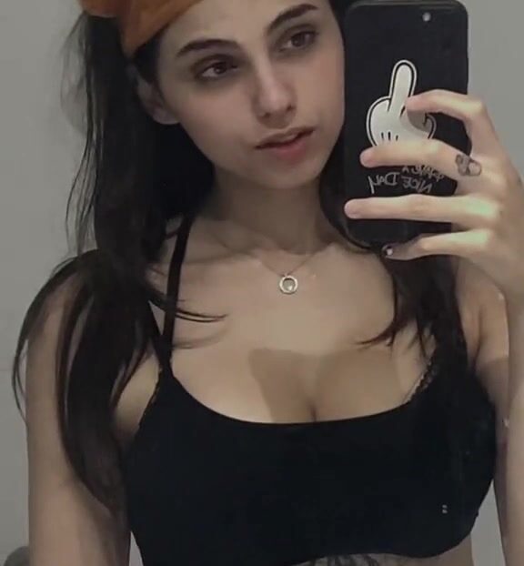 Iaaras2 tease with Erotic body !!! Damn