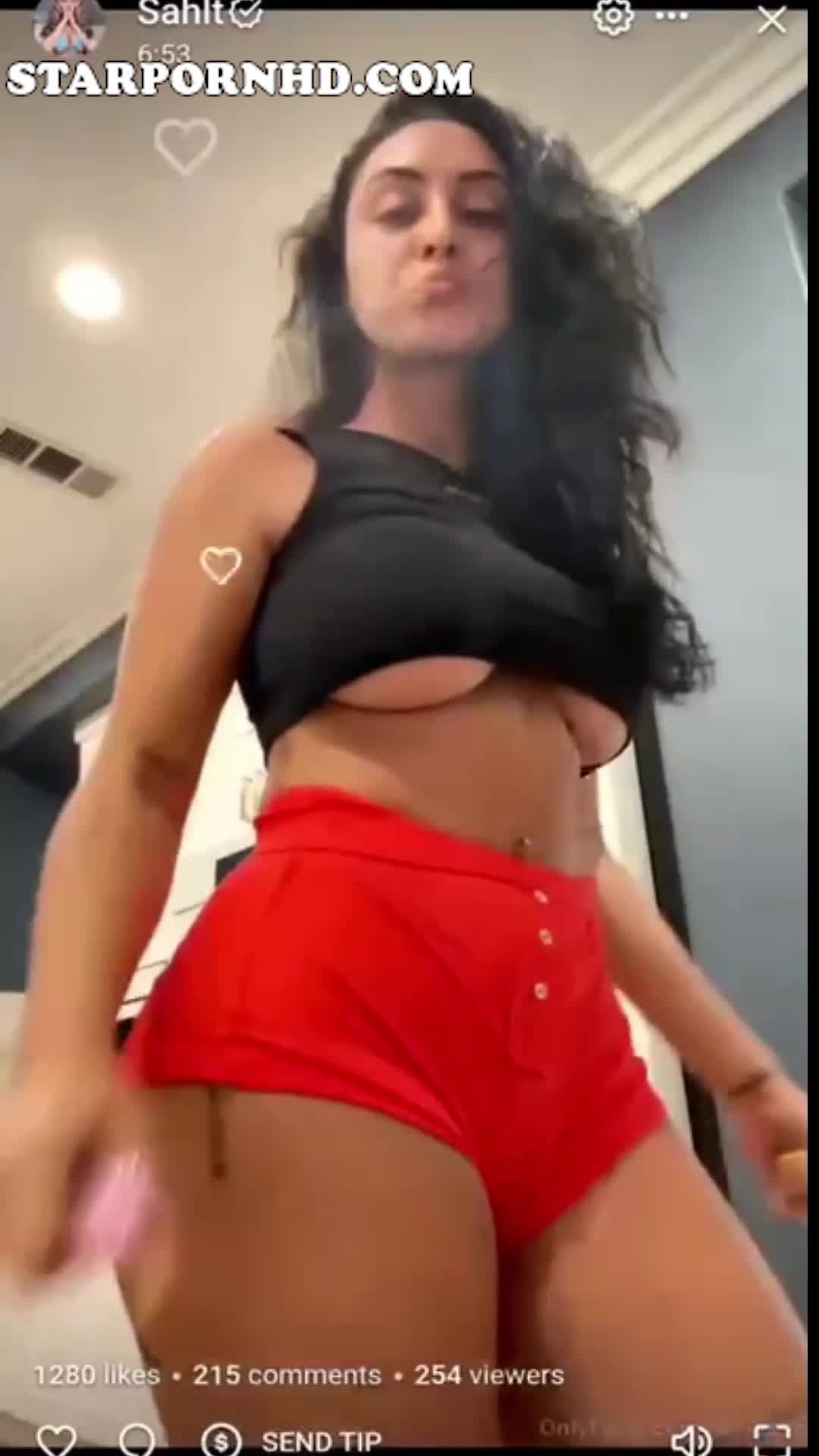 Sahlt Livestream – Show BOOTY/BOOBS !!
