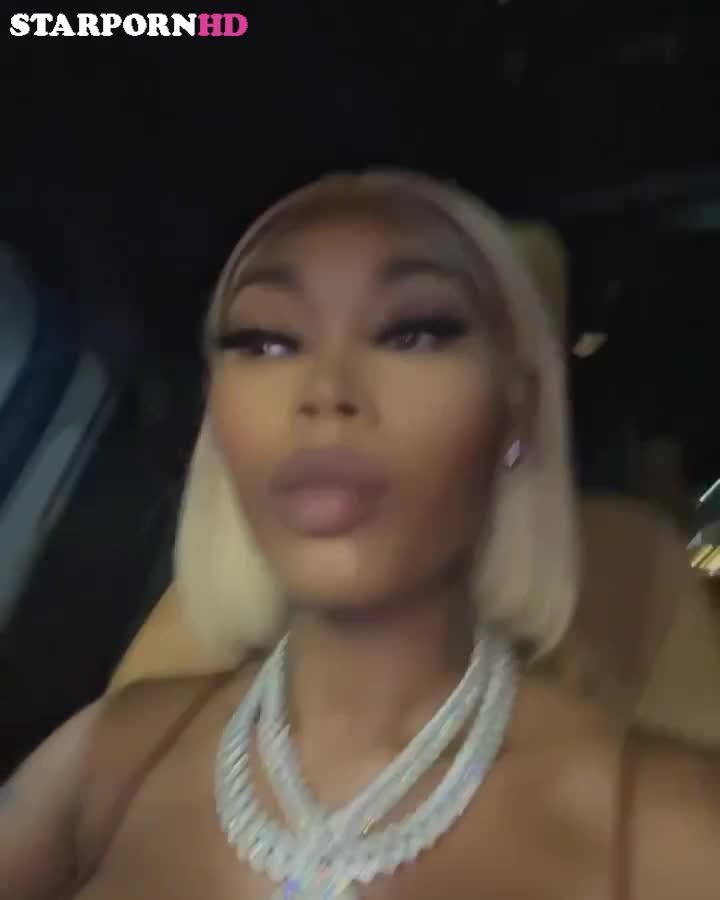 Asian Doll Naked Boobs in car !!! Onlyfans Leak