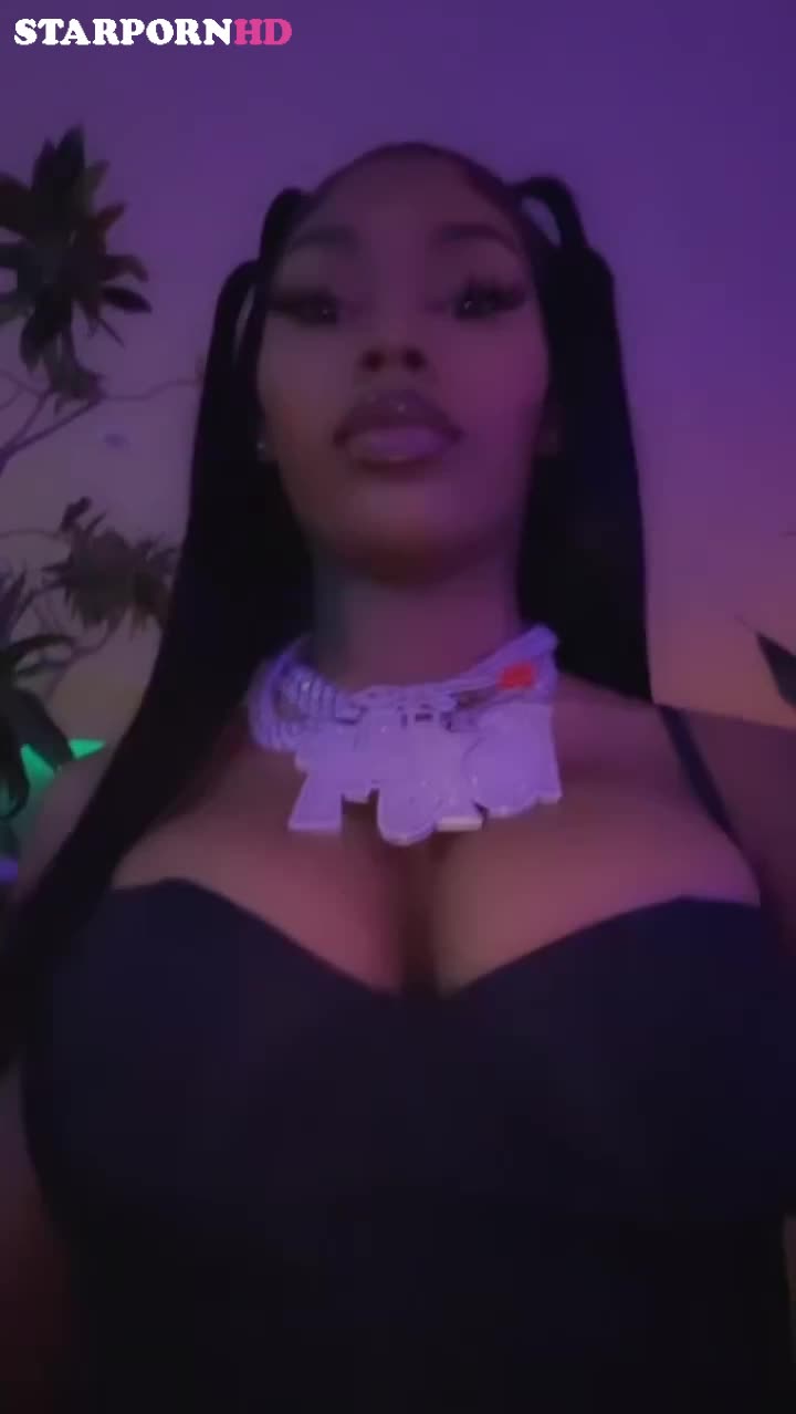 Asian Doll Show off Hot Boobs !!! Onlyfans Leak