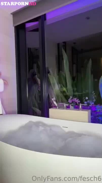 Fesch6 Onlyfans Leaked – Naked Hot Boobs in bathtub !!!