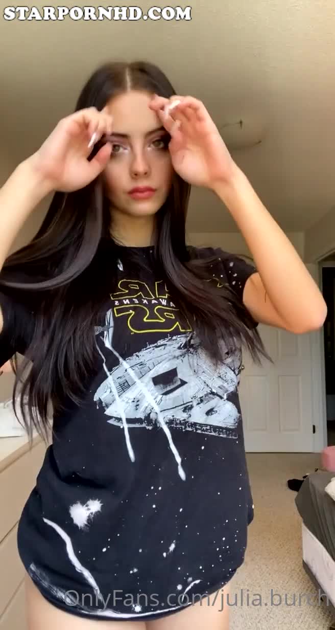 Julia Burch [ Onlyfans ] Show Hot Booty !!!