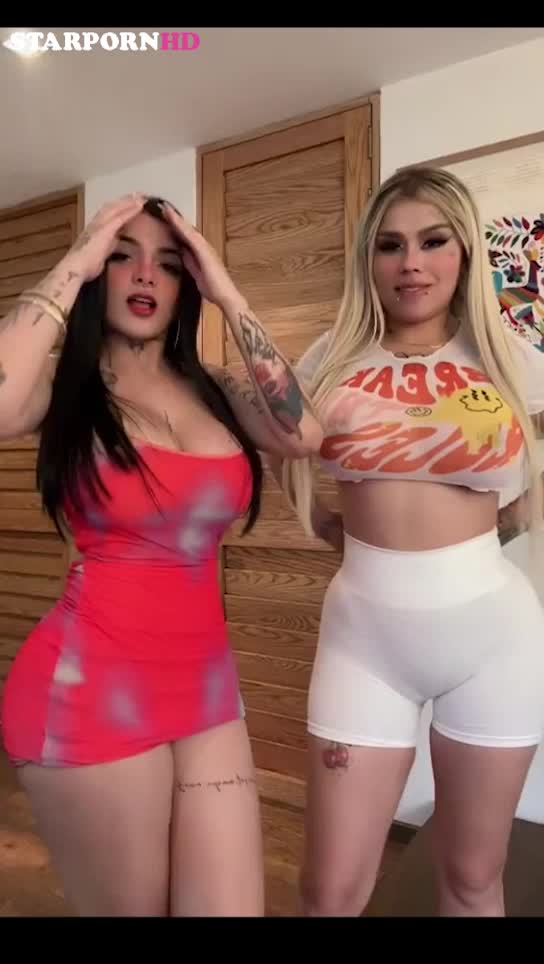 Monafashion Show Erotic body with Karely Ruiz !!!