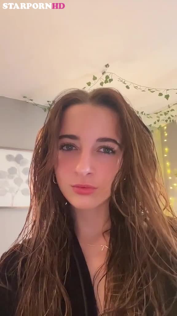 Petite Kenna So Sexy !!! New Video