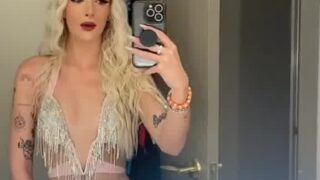 Sami Sheen Nude Show Erotic body before mirror !!!