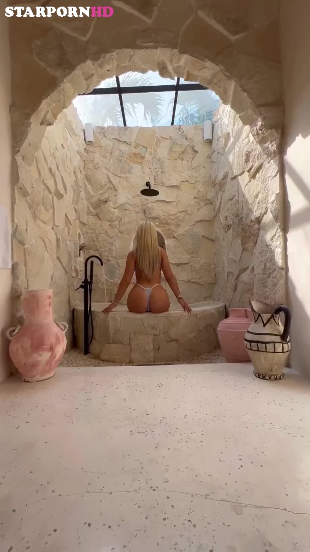 Nicole Dobrikov Nude Show off Erotic body – Video Onlyfans