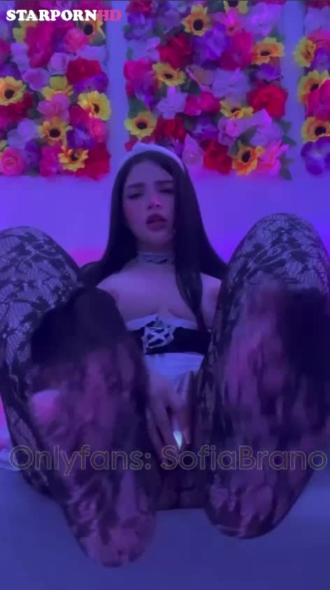 Sofia Brano [ Onlyfans ] – Squirting Loud Orgasm !!!