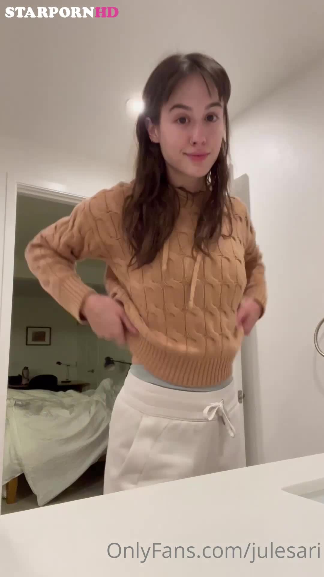 Jules Ari Onlyfans Leaked – Masturbate with shower !!!