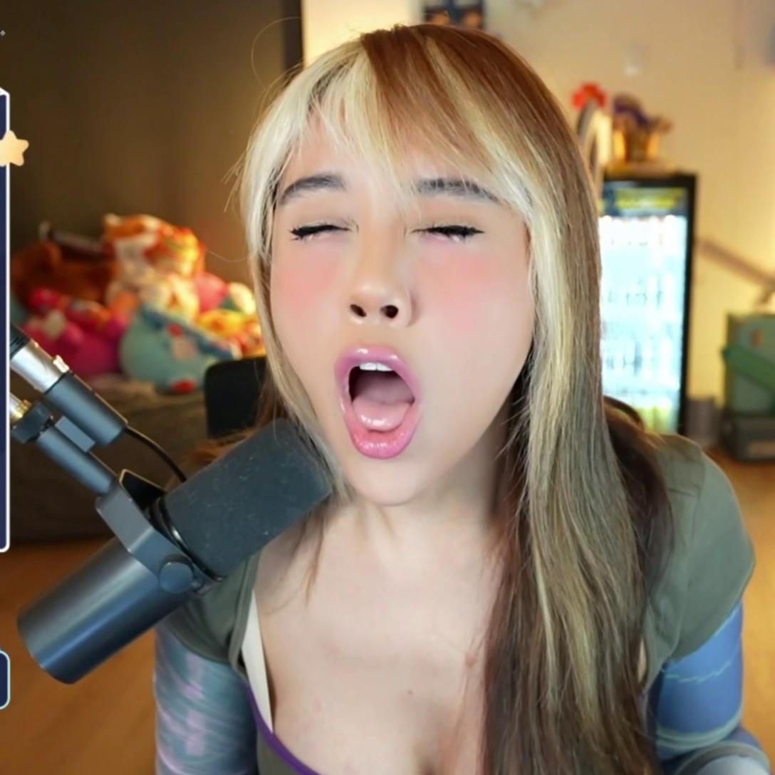 Neekolu She definitely knows what she’s doing