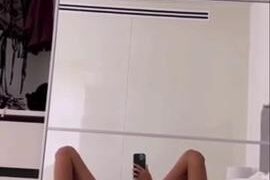 Mervetaskiin Nude Topless Mirror Masturbation Onlyfans Video leaked