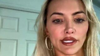 Lindsey Pelas Nude Boobs Lingerie Try On