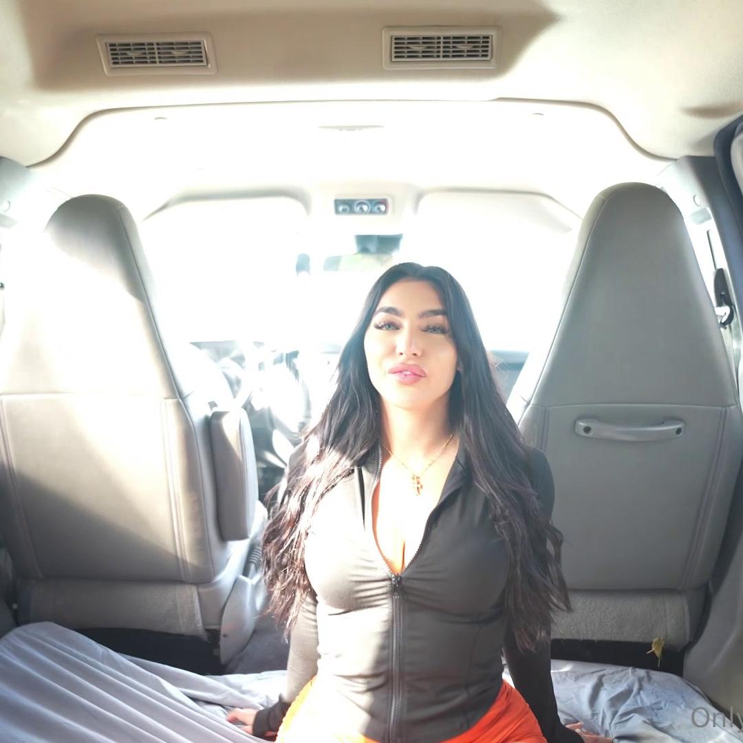 Emily Rinaudo Fanbus Sex Tape PPV Onlyfans Video Leaked