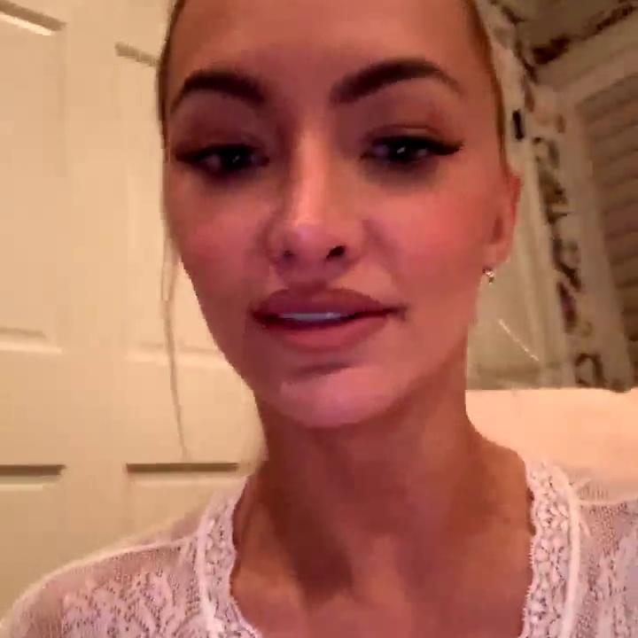 Lindsey Pelas Nude Lingerie Try On PPV Onlyfans Video Leaked