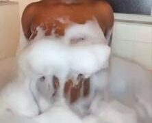 Ellie The Empress Bubble Bath Fun Video Leaked