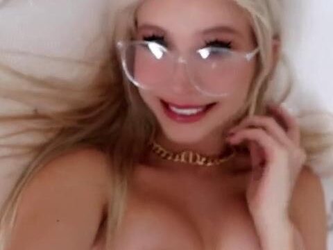 Emma Louise AKA Emxllouise Naked Tits Close Up Onlyfans Video Leaked