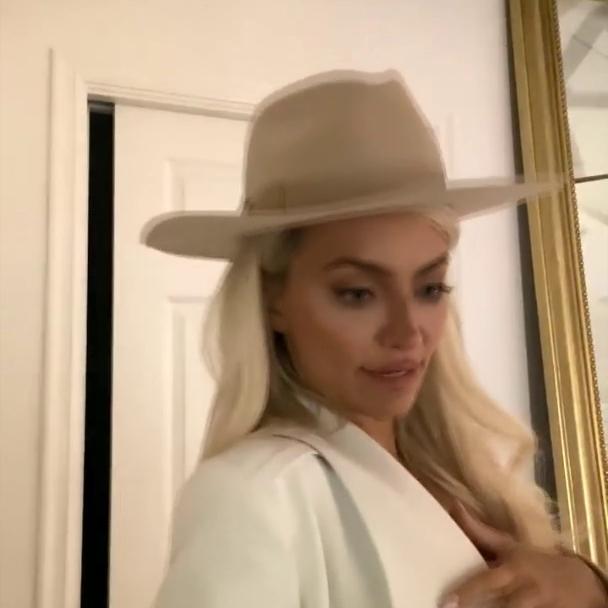 Lindsey Pelas Onlyfans Live Nude Ppv Leaked Video